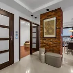 Gorczewska - Air Con, Metro & Balcony - By Rentujemy *